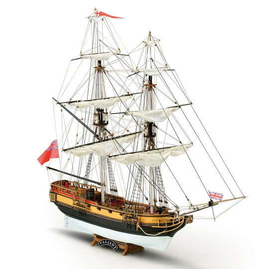 Bateau statique VALIANT...