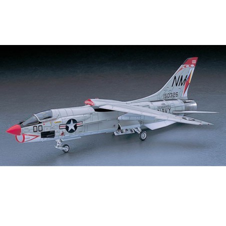 Maquette d'avion en plastique F-8E CRUSADER 1/48