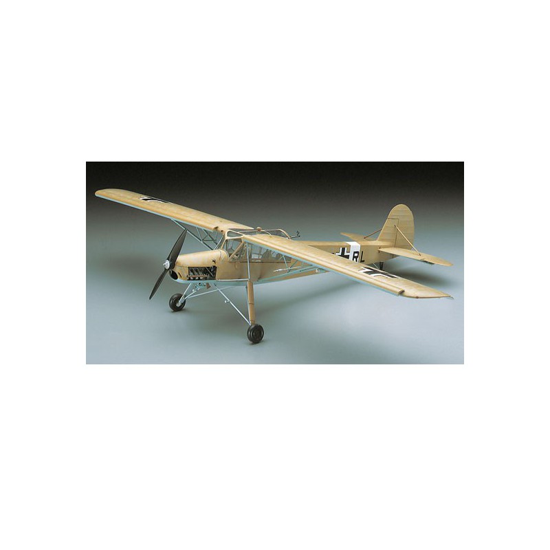 Maquette d'avion en plastique Fi156C Storch 1/32