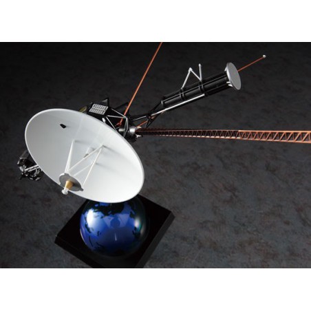 Science fiction model in plastic Space Probe Voyager 1/48 | Scientific-MHD