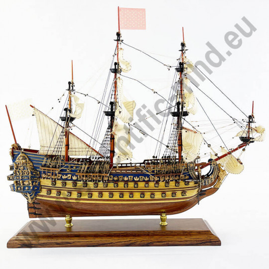 Bateau statique SOLEIL...