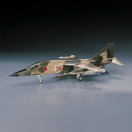 Maquette d'avion en...