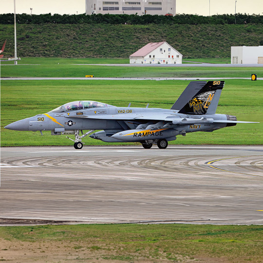 Maquette plastique d’avion...