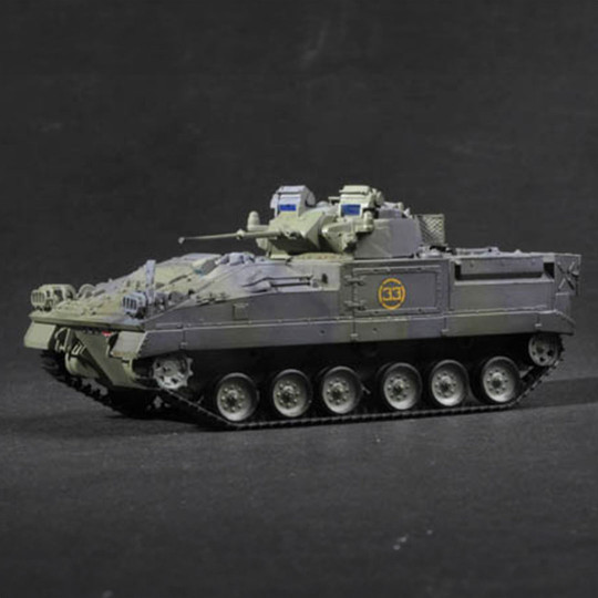 Maquette plastique de char British Warrior Tracked Mechanized Combat Vehicle 1:72 Maquette plastique de char...