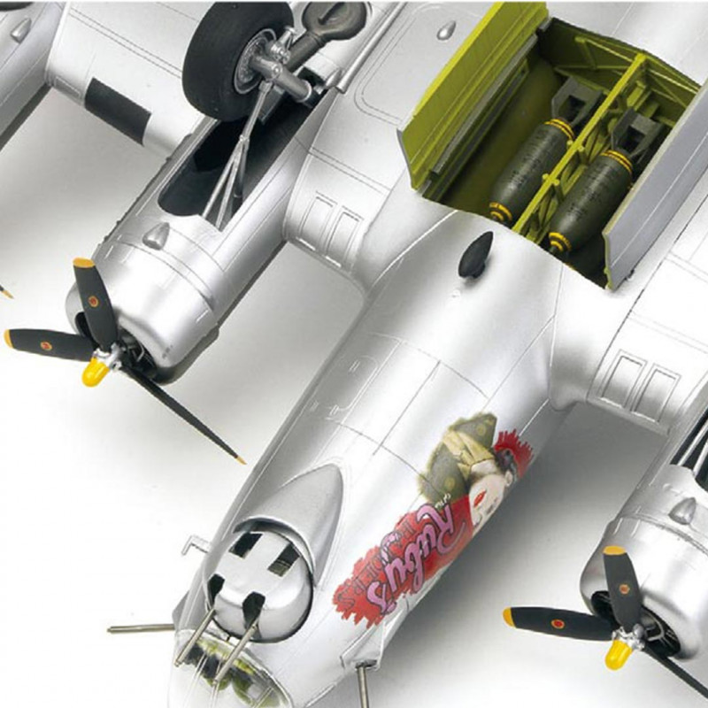plastic-model-aircraft-b-17g-