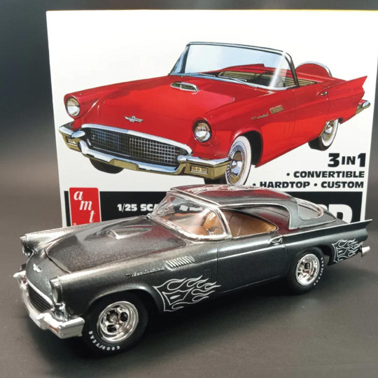 Maquette de voiture en...