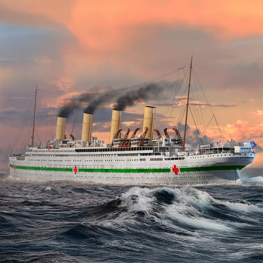 Maquette de Bateau en plastique H.M.H.S BRITANNIC 1:700 Maquette de Bateau en...