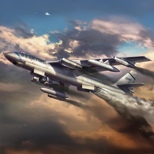 Plastic model aircraft B-47E Stratojet “100th Bomb Wing” with RATO 1:72 Plastic model aircraft...