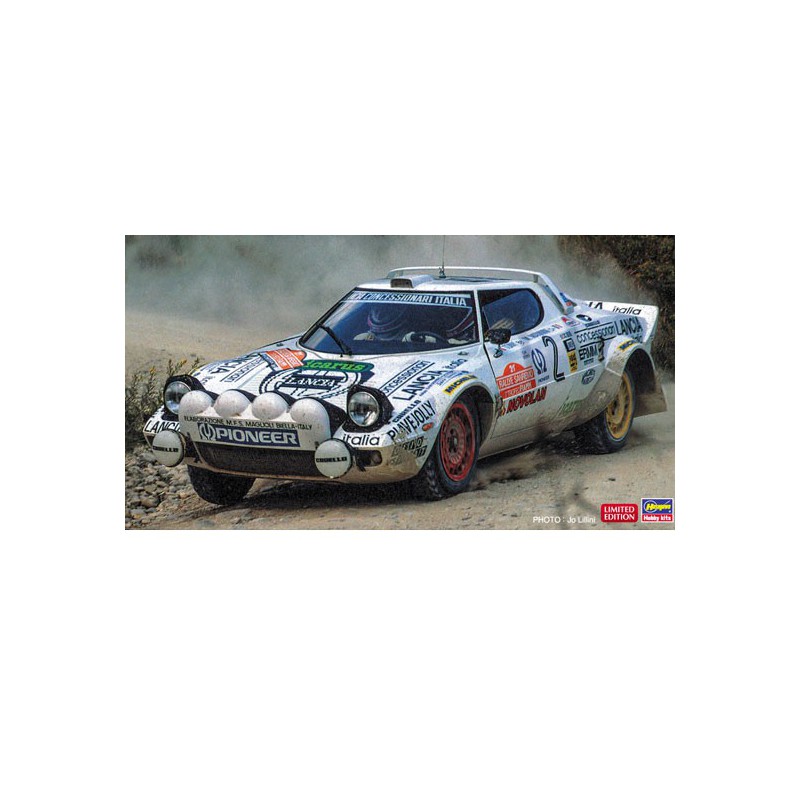 Maquette de voiture en plastique LANCIA STRATOS HF 1979 1/24