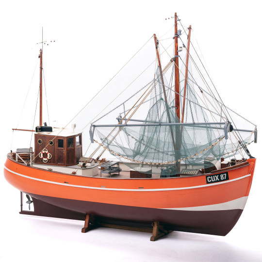 Bateau statique CUX 87 KRABENCUTTER 1/33 Bateau statique CUX 87...
