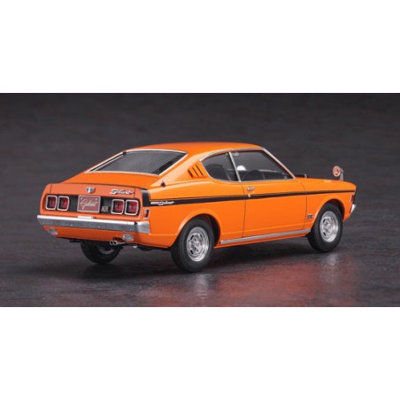 Maquette de voiture en plastique MITSUBISHI COLT GALANT 1/24