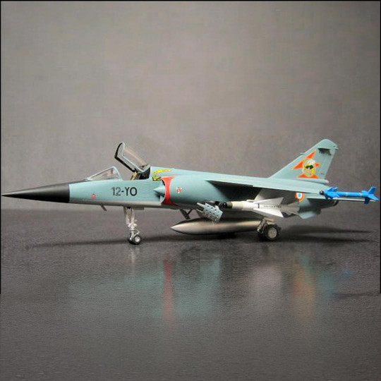 Maquette d'avion en...