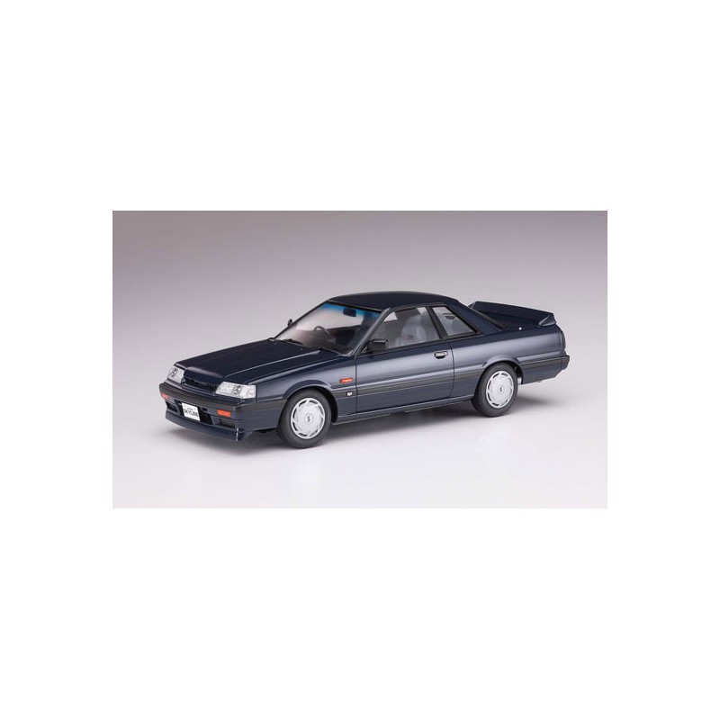 Maquette de voiture en plastique NISSAN SKYLINE GTS-R (R31) au 1/24