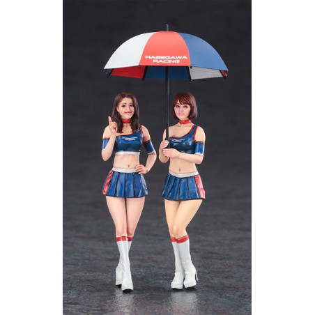 Paddock Girls plastic carpets Figure 1/24 | Scientific-MHD