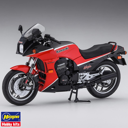 Maquette Kawasaki GPZ900R...