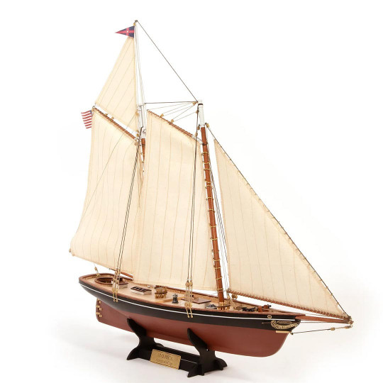 Maquette yacht America...