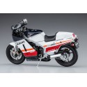Maquette de moto en plastique SUZUKI RG400 GAMMA 1/12