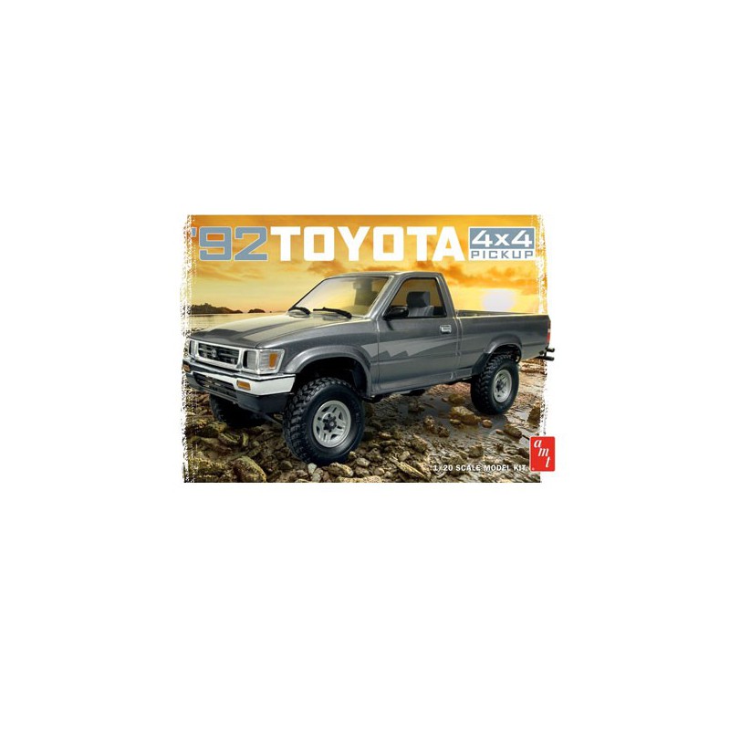 Maquette de voiture en plastique TOYOTA HILUX PICKUP 1992 1/20