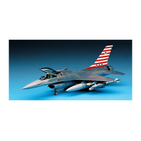 F-16A Kunststoffebene Modell/C F. Falcon 1/48 | Scientific-MHD