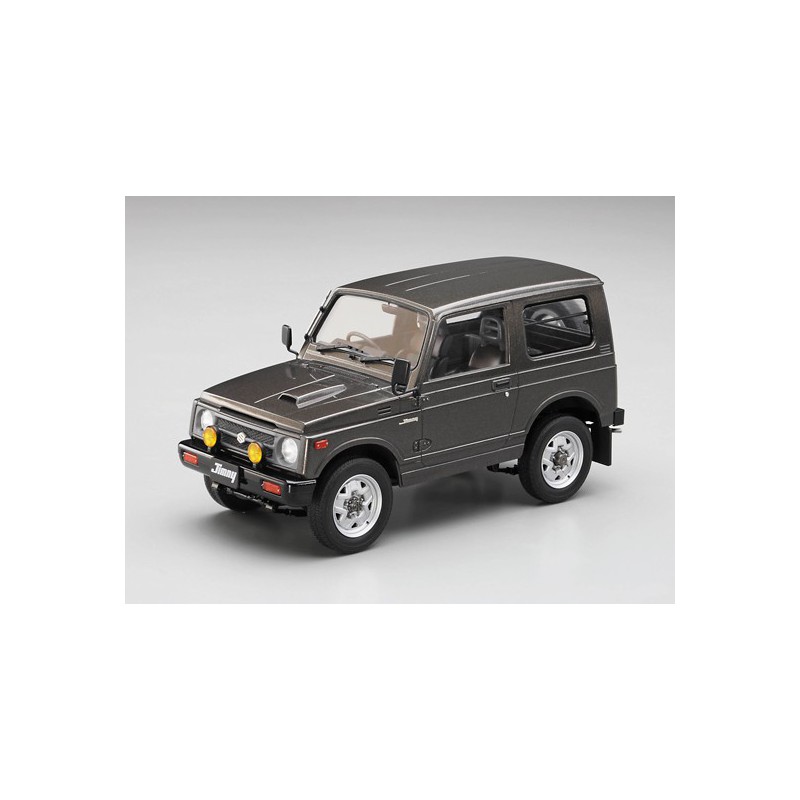 Maquette de voiture en plastique SUZUKI JIMMY 1/24