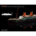 Maquette de Bateau en plastique R.M.S. TITANIC + Leds 1/700