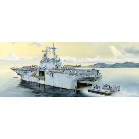 USS ESSEX LHD-2 1/700 plastic boat model | Scientific-MHD