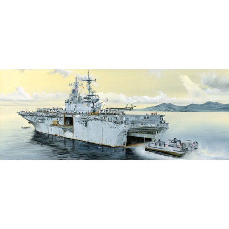 USS Essex LHD-2 1/700 Plastikbootmodell | Scientific-MHD