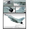 USAF F-16C MCP 1/72 plastic plane model | Scientific-MHD