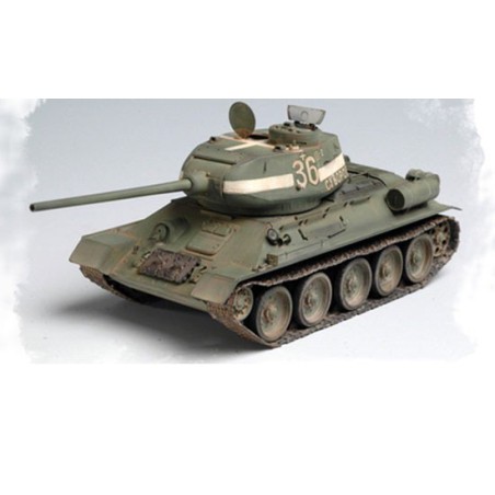 Maquette de Char en plastique Russia T-34/85 Model 1944 1/48