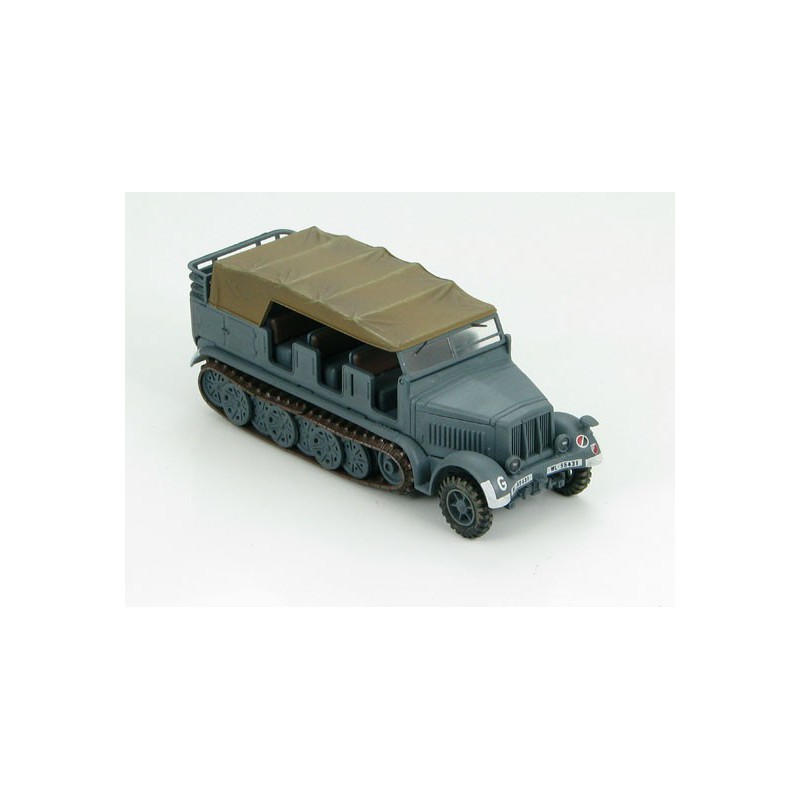 Char miniature Die Cast au 1/72 Sd. Kfz. 7 8 ton HalfTrack1/72