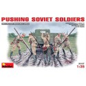 Soviet soldiers figurine 1/35 | Scientific-MHD